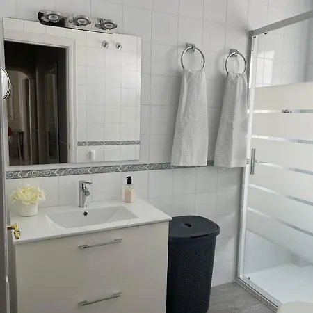 Centro Sanlucar Apartment *
